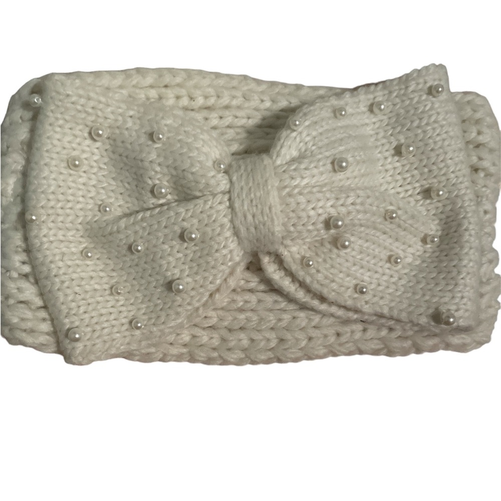 Claire’s one size kids winter headwear